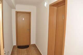 Гостевой дом Apartments & Rooms Bojic Колашин Стандартный трехместный номер-10
